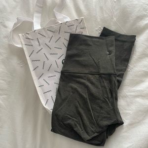 Lululemon leggings